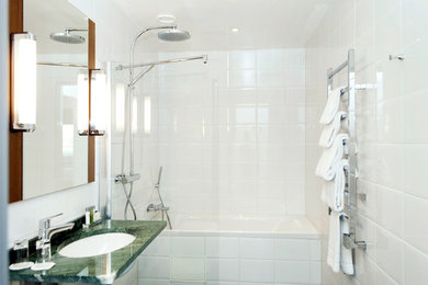 ストックホルムにあるトランジショナルスタイルのおしゃれな浴室の写真