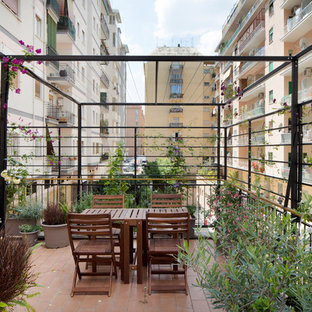 Ispirazione per un balcone d'appartamento mediterraneo