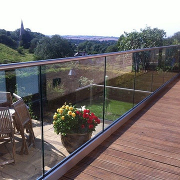 Aluminum Base Shoe Glass Railing