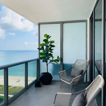 75 Modern Apartment Balcony Ideas You'll Love - May, 2023 | Houzz 75 Modern Apartment Balcony Ideas You'Ll Love - May, 2023 | Houzz
