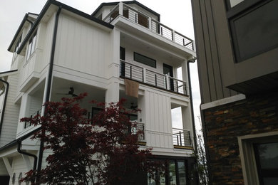 Example of a minimalist balcony design in Other