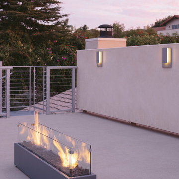 Balcony with Outdoor Fire