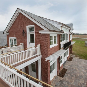 Garage & Carriage House