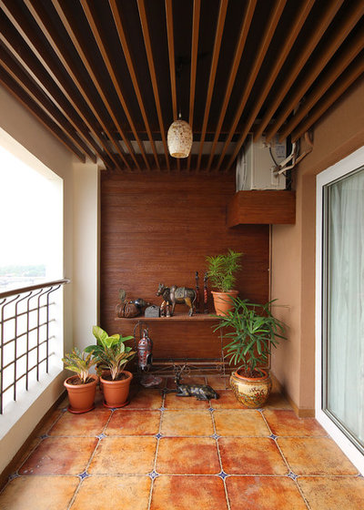 Contemporary Balcony by Studio Nirvana