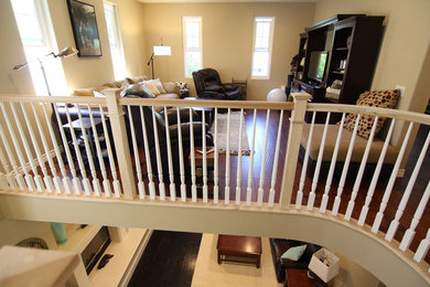 Photo of a medium sized traditional balcony in Orange County.