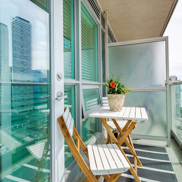 Lakeshore condo
