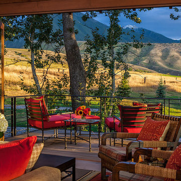 Lazy Heart Ranch | Living Room Deck