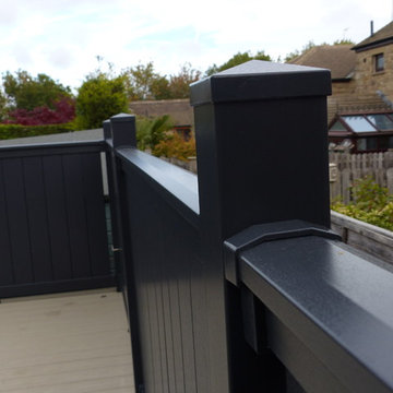 Maple deck with Grey Foil balustrade