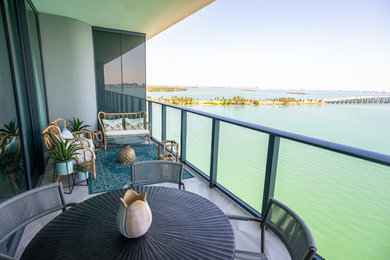 Balcony - eclectic balcony idea in Miami