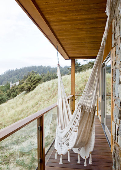 Beach Style Balcony by Jessica Helgerson Interior Design