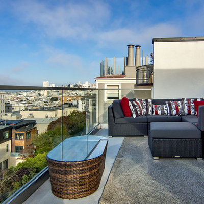 Balcony - contemporary balcony idea in San Francisco
