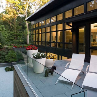 Esempio di un balcone minimal con nessuna copertura