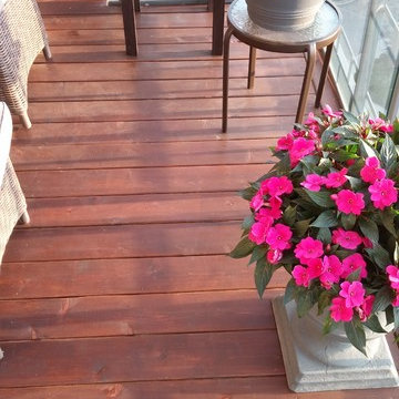 Sestito Condo Cedar Decking