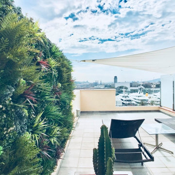 VistaFolia Luxury Roof Top Deck with Artificial Greenwall Privacy Screen