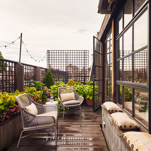 Foto di un privacy sul balcone moderno con nessuna copertura