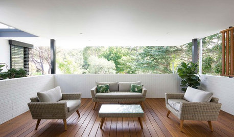 Room of the Week: A Casual Deck Area That Embraces Simplicity