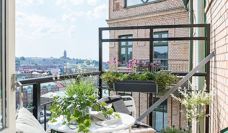 9 Balconies and City Gardens Show Signs of Spring