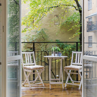 Immagine di un balcone d'appartamento scandinavo di medie dimensioni