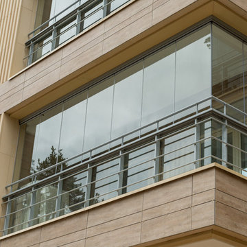 Балкон-Lumon на фасаде
