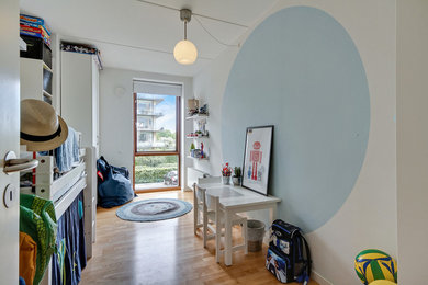 Photo of a modern kids' bedroom in Copenhagen.