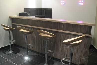 Design ideas for a home bar in Reims.