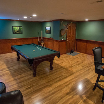 Bar & Billiard room