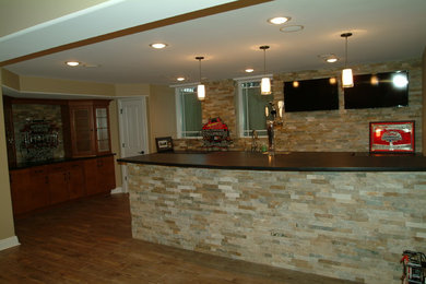 Example of a trendy basement design in Chicago