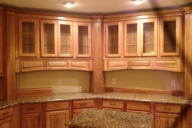 Hickory Grove Square In Spice Finish By Shenandoah Cabinetry