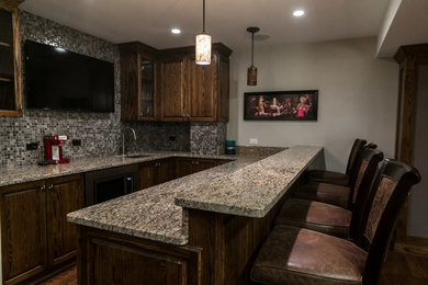 Inspiration for a basement remodel in Chicago