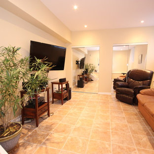 75+ Keller mit gelber Wandfarbe und Keramikboden Ideen & Bilder