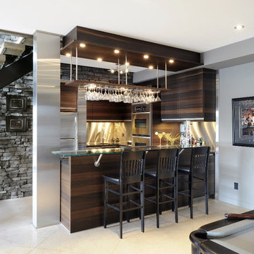 Lake front Basement Bar