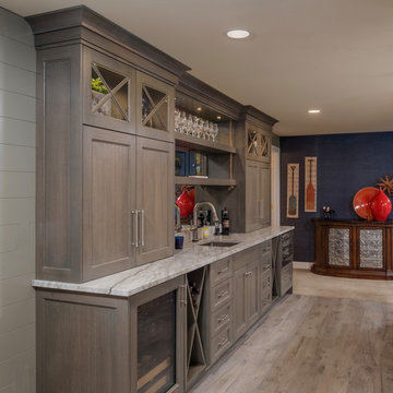 Lake House Retreat - Lower Level Bar