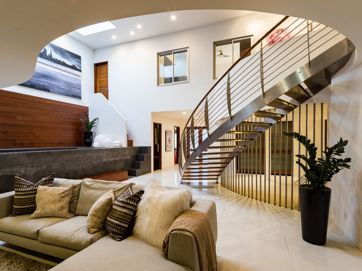 Modern Basement - Basement