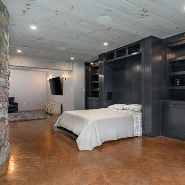 Murphy Bed Built-In