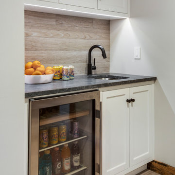 Pinebrook- Wet Bar