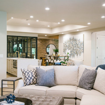 Stylish Chic Terrace Level in Suwanee, Georgia