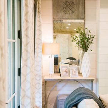 Stylish Chic Terrace Level in Suwanee, Georgia