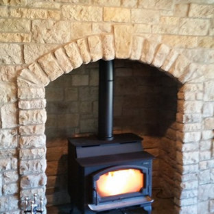 75+ Keller mit Kamin und Kaminumrandung aus Backstein Ideen & Bilder