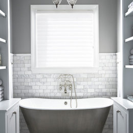 https://www.houzz.com/photos/104-cobblestone-traditional-bathroom-phvw-vp~2509046