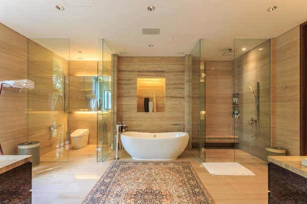 Bathroom by Tellus Design LLP