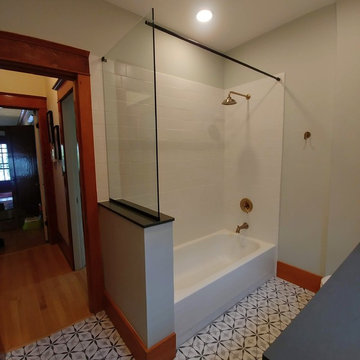 32nd Avenue Bathroom