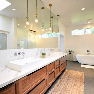 3rd Ave Master Suite