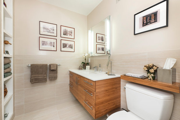 Traditional Bathroom by MyHome Renovation Experts
