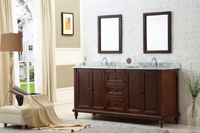 Modelo de cuarto de baño clásico renovado de tamaño medio con armarios tipo mueble, puertas de armario de madera en tonos medios, lavabo bajoencimera y encimera de mármol
