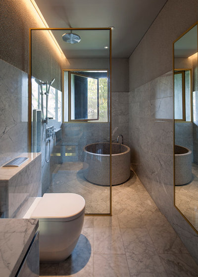 Modern Bathroom by ipli Architects