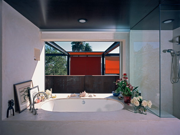 モダン 浴室 by Ehrlich Yanai Rhee Chaney Architects