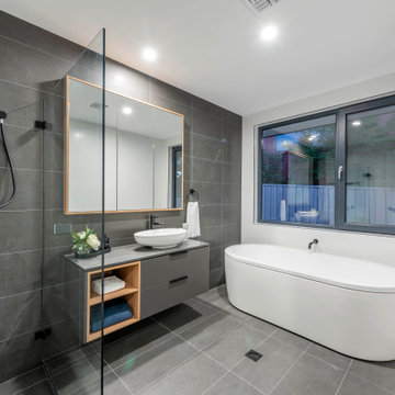 8 Wylly Place, Hughes