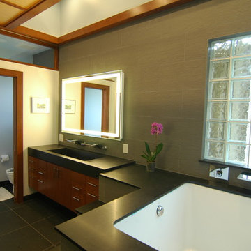 A Hint Of Zen Master Bathroom