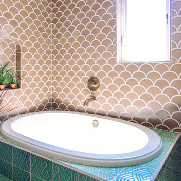 A Jungalow Family Affair: Fish Scale Tile and Hand Painted Tiles