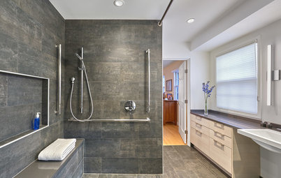 A Barrier-Free Master Bathroom With a Luxurious Feel